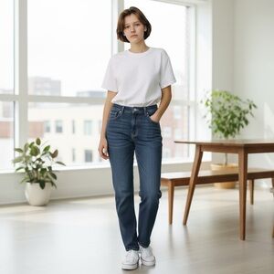 #267 Levi's Dark Blue Midrise Skinny Women's Jeans